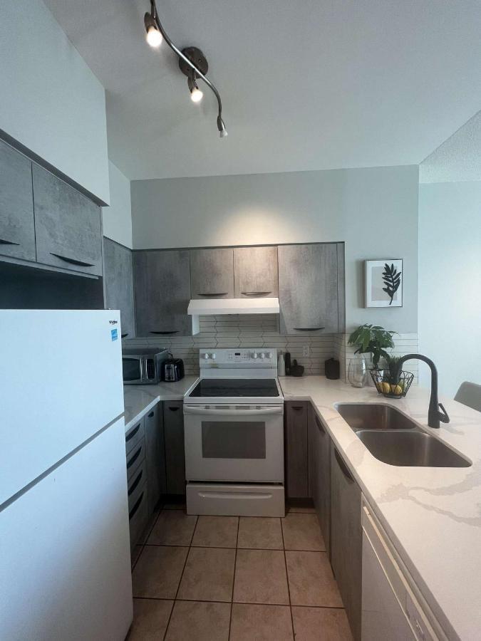 Cozy Fort York Condo Toronto Extérieur photo